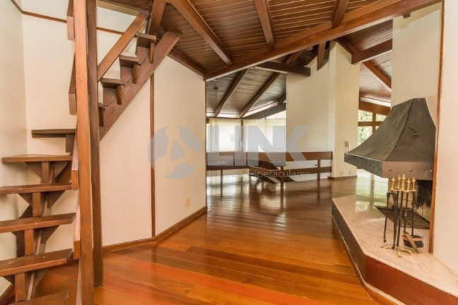 Imagem Imóvel com 4 Quartos à Venda, 360 m² em Bela Vista - Porto Alegre Imagem Imóvel com 4 Quartos à Venda, 360 m² em Bela Vista - Porto Alegre
