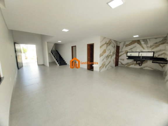 Imagem Casa com 4 Quartos à Venda, 318 m² em Urucunema - Eusébio Imagem Casa com 4 Quartos à Venda, 318 m² em Urucunema - Eusébio