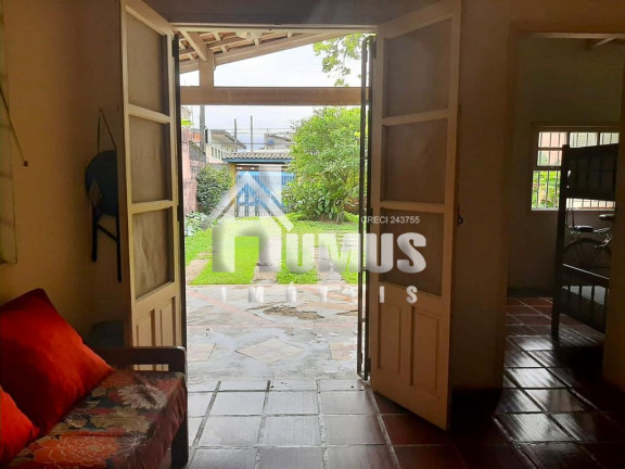 Imagem Casa com 4 Quartos à Venda, 105 m² em Estufa I - Ubatuba Imagem Casa com 4 Quartos à Venda, 105 m² em Estufa I - Ubatuba