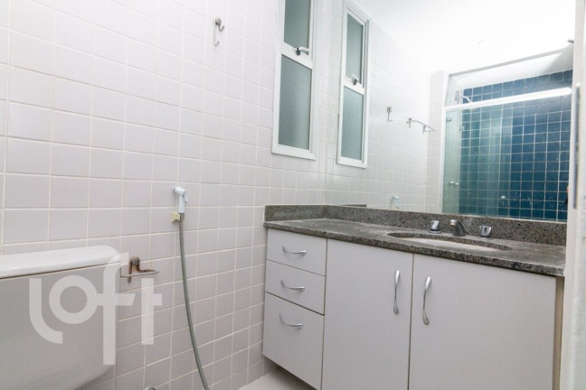 Imagem Imóvel com 2 Quartos à Venda, 83 m² em Lagoa - Rio De Janeiro Imagem Imóvel com 2 Quartos à Venda, 83 m² em Lagoa - Rio De Janeiro