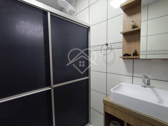 Imagem Casa com 3 Quartos à Venda, 200 m² Imagem Casa com 3 Quartos à Venda, 200 m²