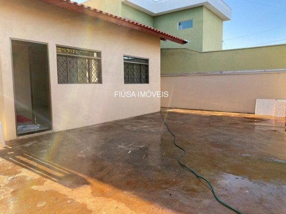 Casa com 2 Quartos à Venda, 200 m² em Parque Das Oliveiras Ii - Ribeirão Preto