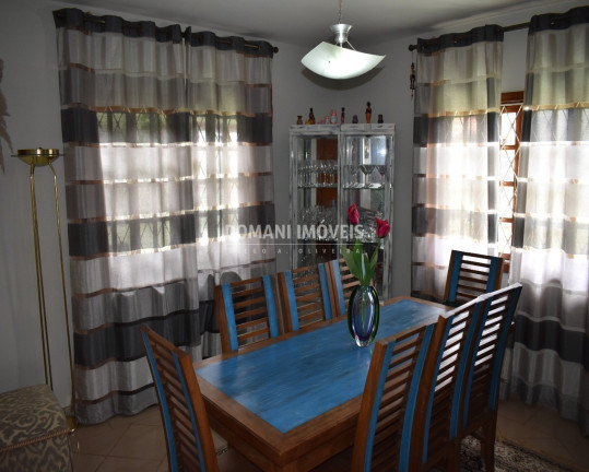 Imagem Casa com 4 Quartos à Venda, 260 m² em Região Do Jaguaribe - Campos Do Jordão Imagem Casa com 4 Quartos à Venda, 260 m² em Região Do Jaguaribe - Campos Do Jordão