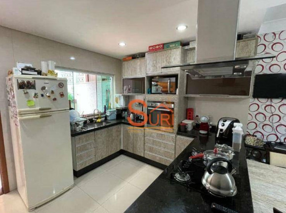 Imagem Sobrado com 3 Quartos à Venda, 250 m² em Vila Dora - Santo André Imagem Sobrado com 3 Quartos à Venda, 250 m² em Vila Dora - Santo André
