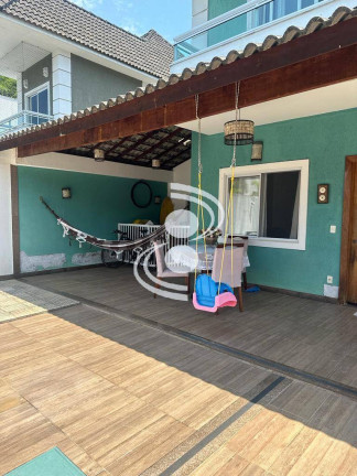 Imagem Casa com 4 Quartos à Venda, 300 m² em Recreio Dos Bandeirantes - Rio De Janeiro Imagem Casa com 4 Quartos à Venda, 300 m² em Recreio Dos Bandeirantes - Rio De Janeiro
