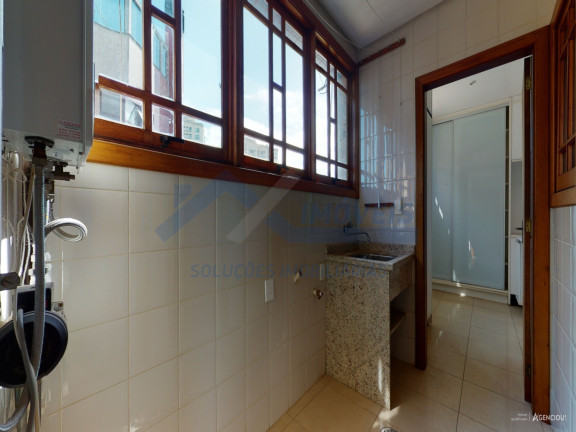 Imagem Imóvel com 5 Quartos à Venda, 410 m² em Petrópolis - Porto Alegre Imagem Imóvel com 5 Quartos à Venda, 410 m² em Petrópolis - Porto Alegre