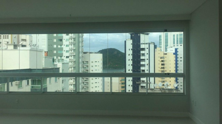 Imagem Apartamento com 3 Quartos à Venda, 146 m² em Centro - Balneário Camboriú
