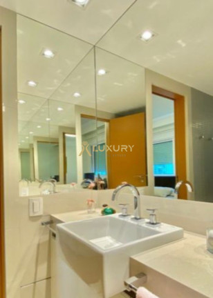 Imagem Imóvel com 4 Quartos à Venda, 190 m² em Serra - Belo Horizonte Imagem Imóvel com 4 Quartos à Venda, 190 m² em Serra - Belo Horizonte