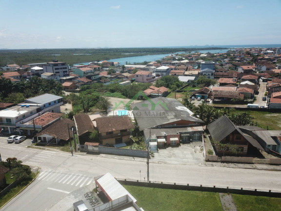 Imagem Sobrado com 3 Quartos à Venda, 282 m² em Centro - Balneário Barra Do Sul