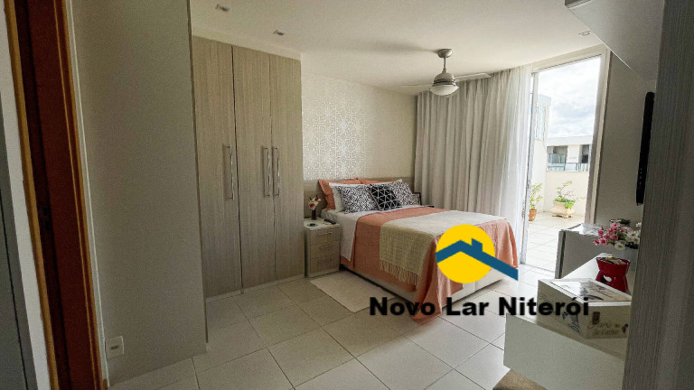 Imagem Cobertura com 3 Quartos à Venda, 300 m² em Piratininga - Niterói