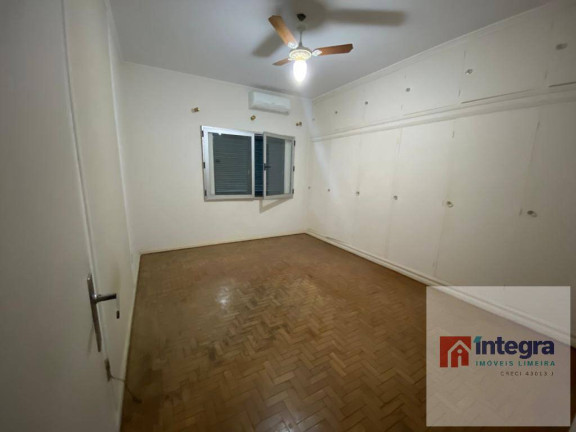 Imagem Casa com 4 Quartos à Venda, 400 m² em Vila Cristóvam - Limeira Imagem Casa com 4 Quartos à Venda, 400 m² em Vila Cristóvam - Limeira