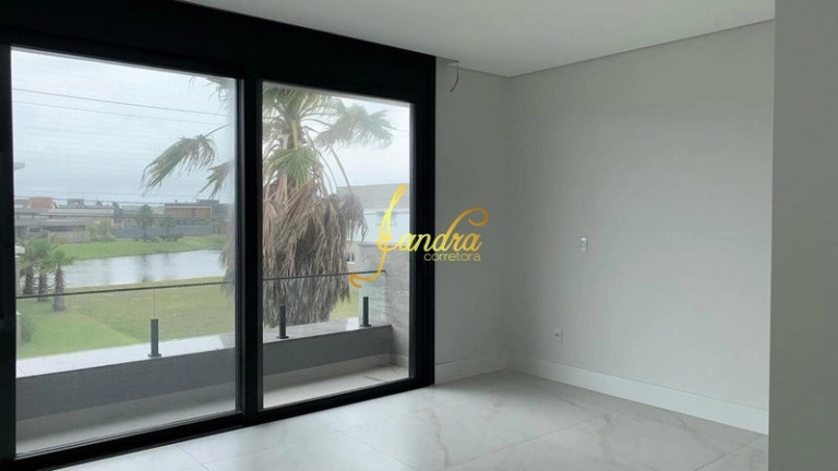 Imagem Casa de Condomínio com 4 Quartos à Venda, 270 m² em Remanso - Xangri-la Imagem Casa de Condomínio com 4 Quartos à Venda, 270 m² em Remanso - Xangri-la