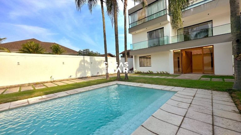 Imagem Casa com 4 Quartos à Venda, 1.020 m² em Barra Da Tijuca - Rio De Janeiro Imagem Casa com 4 Quartos à Venda, 1.020 m² em Barra Da Tijuca - Rio De Janeiro