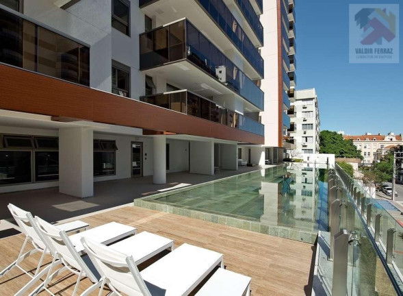 Imagem Apartamento com 2 Quartos à Venda, 108 m² em Centro - Florianópolis Imagem Apartamento com 2 Quartos à Venda, 108 m² em Centro - Florianópolis