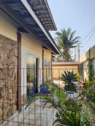 Imagem Casa com 5 Quartos à Venda, 378 m² em Miguel Couto - Cabo Frio Imagem Casa com 5 Quartos à Venda, 378 m² em Miguel Couto - Cabo Frio