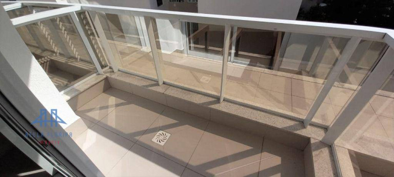Imagem Apartamento com 2 Quartos à Venda, 75 m² em Itacorubi - Florianópolis Imagem Apartamento com 2 Quartos à Venda, 75 m² em Itacorubi - Florianópolis