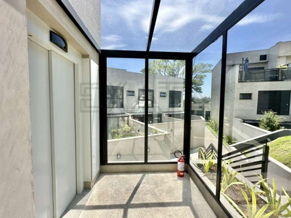 Imagem Imóvel com 2 Quartos à Venda, 169 m² em Granja Viana - Cotia Imagem Imóvel com 2 Quartos à Venda, 169 m² em Granja Viana - Cotia