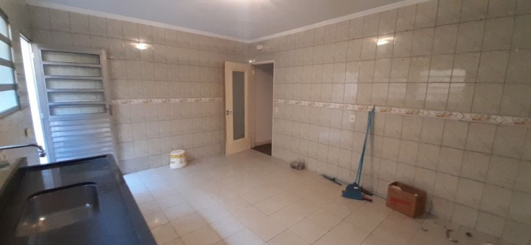 Imagem Sobrado com 3 Quartos à Venda, 165 m² em Vila Figueira - Suzano Imagem Sobrado com 3 Quartos à Venda, 165 m² em Vila Figueira - Suzano