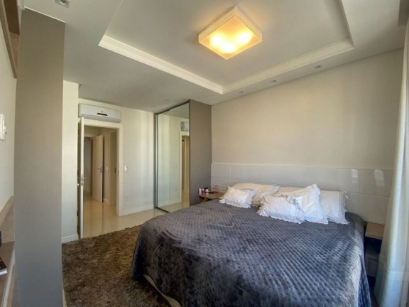 Imagem Apartamento com 3 Quartos à Venda, 140 m² em Centro - Balneário Camboriú Imagem Apartamento com 3 Quartos à Venda, 140 m² em Centro - Balneário Camboriú