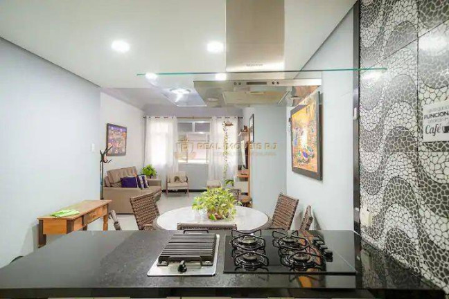 Imagem Apartamento com 3 Quartos à Venda, 75 m² em Copacabana - Rio De Janeiro Imagem Apartamento com 3 Quartos à Venda, 75 m² em Copacabana - Rio De Janeiro