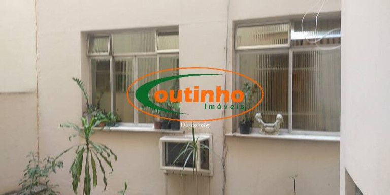Imagem Apartamento com 2 Quartos à Venda, 60 m² em Vila Isabel - Rio De Janeiro Imagem Apartamento com 2 Quartos à Venda, 60 m² em Vila Isabel - Rio De Janeiro