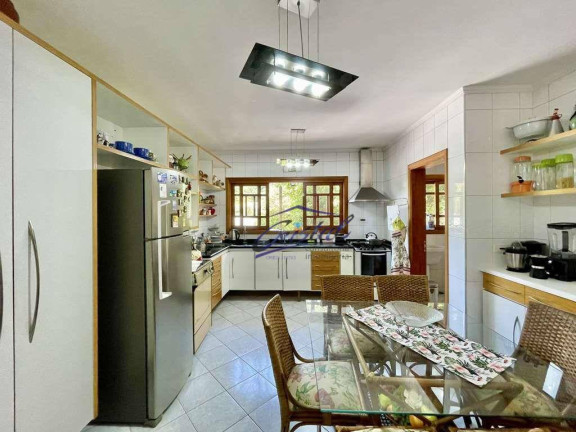 Imagem Casa com 4 Quartos à Venda, 336 m² em Granja Viana - Carapicuíba Imagem Casa com 4 Quartos à Venda, 336 m² em Granja Viana - Carapicuíba