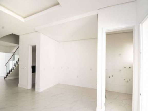 Imagem Sobrado com 3 Quartos à Venda, 190 m² em Jardim Itu - Porto Alegre