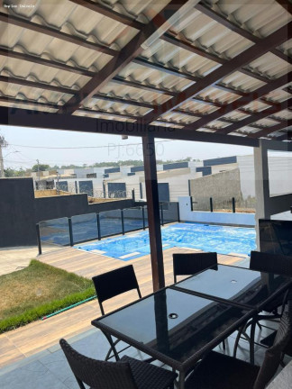 Casa com 3 Quartos à Venda, 180 m² em Floresta Encatada - Esmeraldas