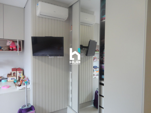 Imagem Casa com 3 Quartos à Venda, 181 m²