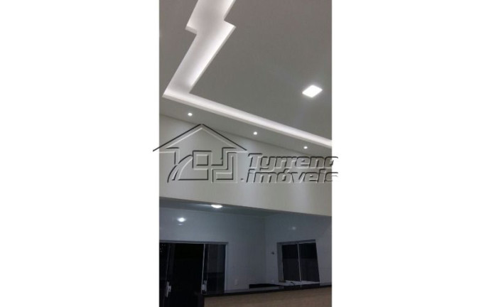 Imagem Casa de Condomínio com 3 Quartos à Venda, 143 m² em Bairro Do Grama - Caçapava Imagem Casa de Condomínio com 3 Quartos à Venda, 143 m² em Bairro Do Grama - Caçapava