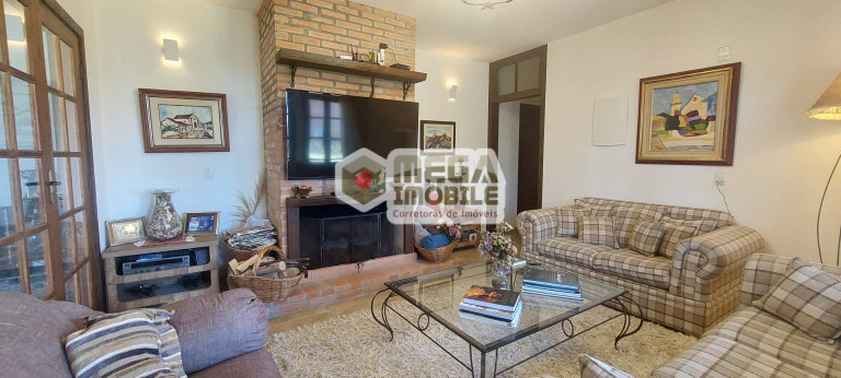 Imagem Casa com 5 Quartos à Venda, 170 m² em Centro - Rancho Queimado Imagem Casa com 5 Quartos à Venda, 170 m² em Centro - Rancho Queimado