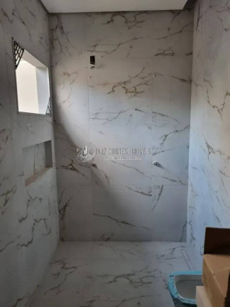 Imagem Casa com 3 Quartos à Venda, 185 m² em Grand Ville - Uberlândia Imagem Casa com 3 Quartos à Venda, 185 m² em Grand Ville - Uberlândia