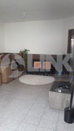 Imagem Imóvel com 4 Quartos à Venda, 212 m² em Jardim Itu - Porto Alegre Imagem Imóvel com 4 Quartos à Venda, 212 m² em Jardim Itu - Porto Alegre