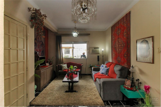 Imagem Imóvel com 2 Quartos à Venda, em Cristal - Porto Alegre Imagem Imóvel com 2 Quartos à Venda, em Cristal - Porto Alegre