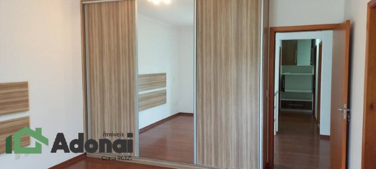 Imagem Casa com 3 Quartos à Venda, 326 m² em Jardim Das Samambaias - Jundiaí Imagem Casa com 3 Quartos à Venda, 326 m² em Jardim Das Samambaias - Jundiaí