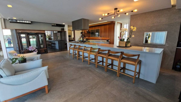 Imagem Casa com 3 Quartos à Venda, 430 m² em Itajaí
