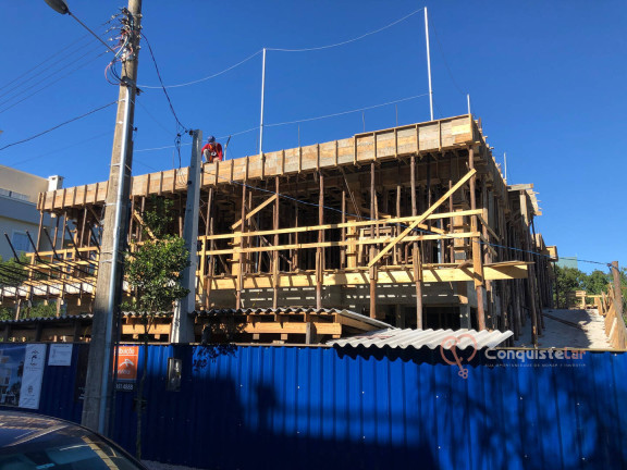 Imagem Apartamento com 2 Quartos à Venda, 79 m² em Mariscal - Bombinhas