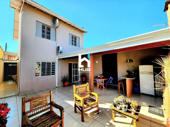 Imagem Casa com 3 Quartos à Venda, 150 m²