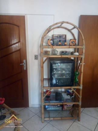 Imagem Imóvel com 2 Quartos à Venda, 75 m² em Caiçara - Praia Grande Imagem Imóvel com 2 Quartos à Venda, 75 m² em Caiçara - Praia Grande