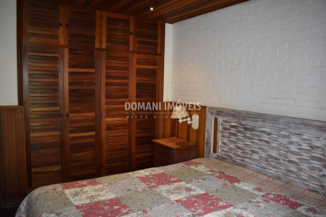 Imagem Casa com 4 Quartos à Venda, 360 m² em Região Do Alto Da Vila Inglesa - Campos Do Jordão Imagem Casa com 4 Quartos à Venda, 360 m² em Região Do Alto Da Vila Inglesa - Campos Do Jordão
