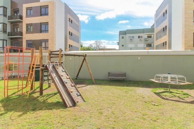 Imagem Imóvel com 4 Quartos à Venda, 126 m² em Pedra Redonda - Porto Alegre Imagem Imóvel com 4 Quartos à Venda, 126 m² em Pedra Redonda - Porto Alegre