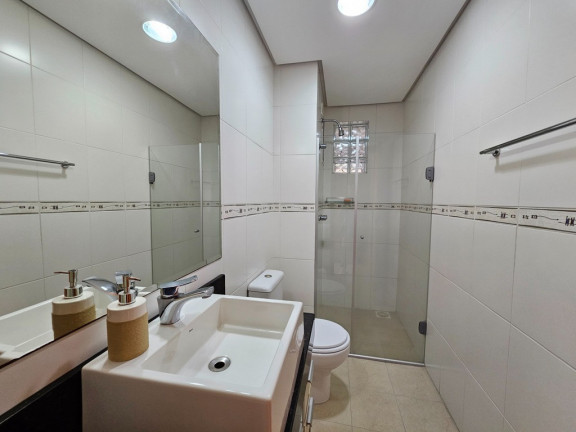 Imagem Apartamento com 3 Quartos à Venda, 99 m² em São João - Porto Alegre Imagem Apartamento com 3 Quartos à Venda, 99 m² em São João - Porto Alegre