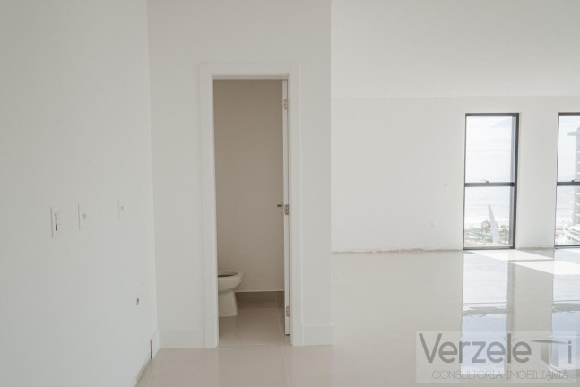 Imagem Apartamento com 4 Quartos à Venda, 173 m² em Praia Brava - Itajaí Imagem Apartamento com 4 Quartos à Venda, 173 m² em Praia Brava - Itajaí