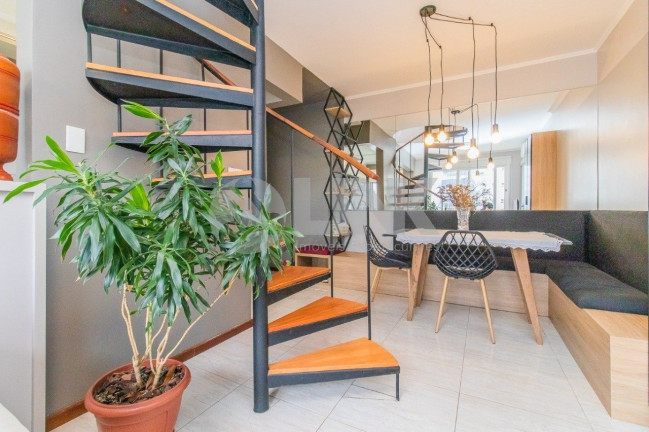 Imagem Imóvel com 2 Quartos à Venda, 113 m² em Santana - Porto Alegre Imagem Imóvel com 2 Quartos à Venda, 113 m² em Santana - Porto Alegre