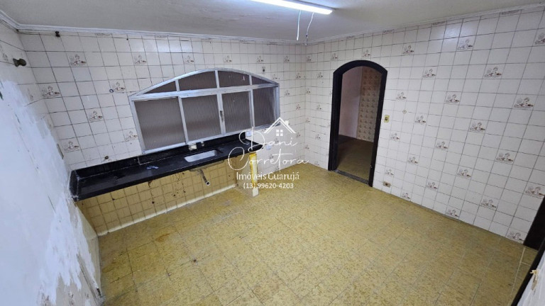 Imagem Sobrado com 3 Quartos à Venda,  em Pitangueiras - Guarujá