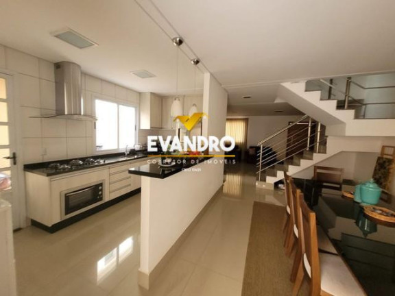 Casa com 3 Quartos à Venda, 160 m² em Santa Cruz - Cuiabá