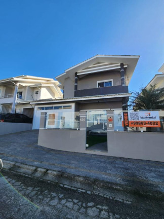 Imagem Casa com 3 Quartos à Venda, 240 m² em Pedra Branca - Palhoça Imagem Casa com 3 Quartos à Venda, 240 m² em Pedra Branca - Palhoça