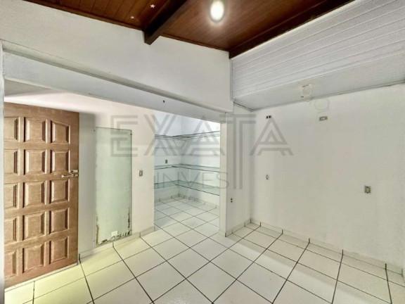 Imagem Imóvel com 3 Quartos à Venda, 473 m² em Algarve - Cotia Imagem Imóvel com 3 Quartos à Venda, 473 m² em Algarve - Cotia