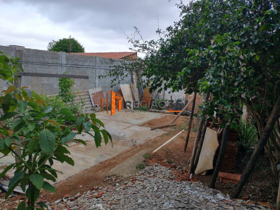 Imagem Casa com 3 Quartos à Venda, 90 m² em Jardim Kennedy - Poços De Caldas Imagem Casa com 3 Quartos à Venda, 90 m² em Jardim Kennedy - Poços De Caldas