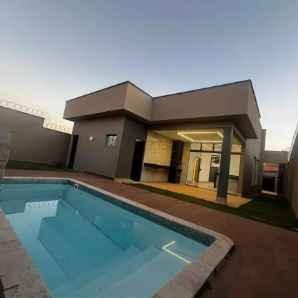 Imagem Imóvel com
3 Quartos à Venda, 175 m² em
Marilia -
Senador Canedo Imagem Imóvel com
3 Quartos à Venda, 175 m² em
Marilia -
Senador Canedo